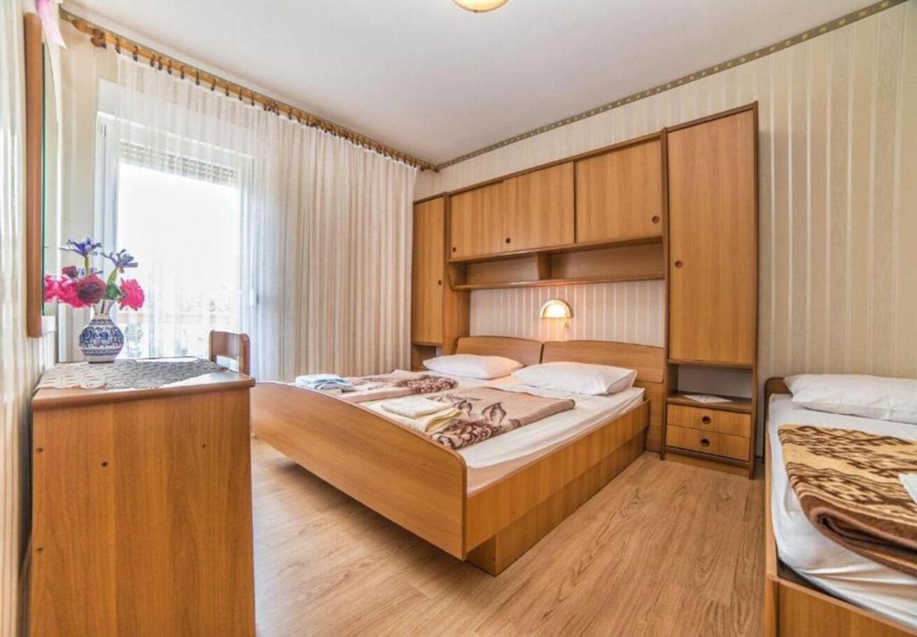 Apartments Dusa Banjol Εξωτερικό φωτογραφία