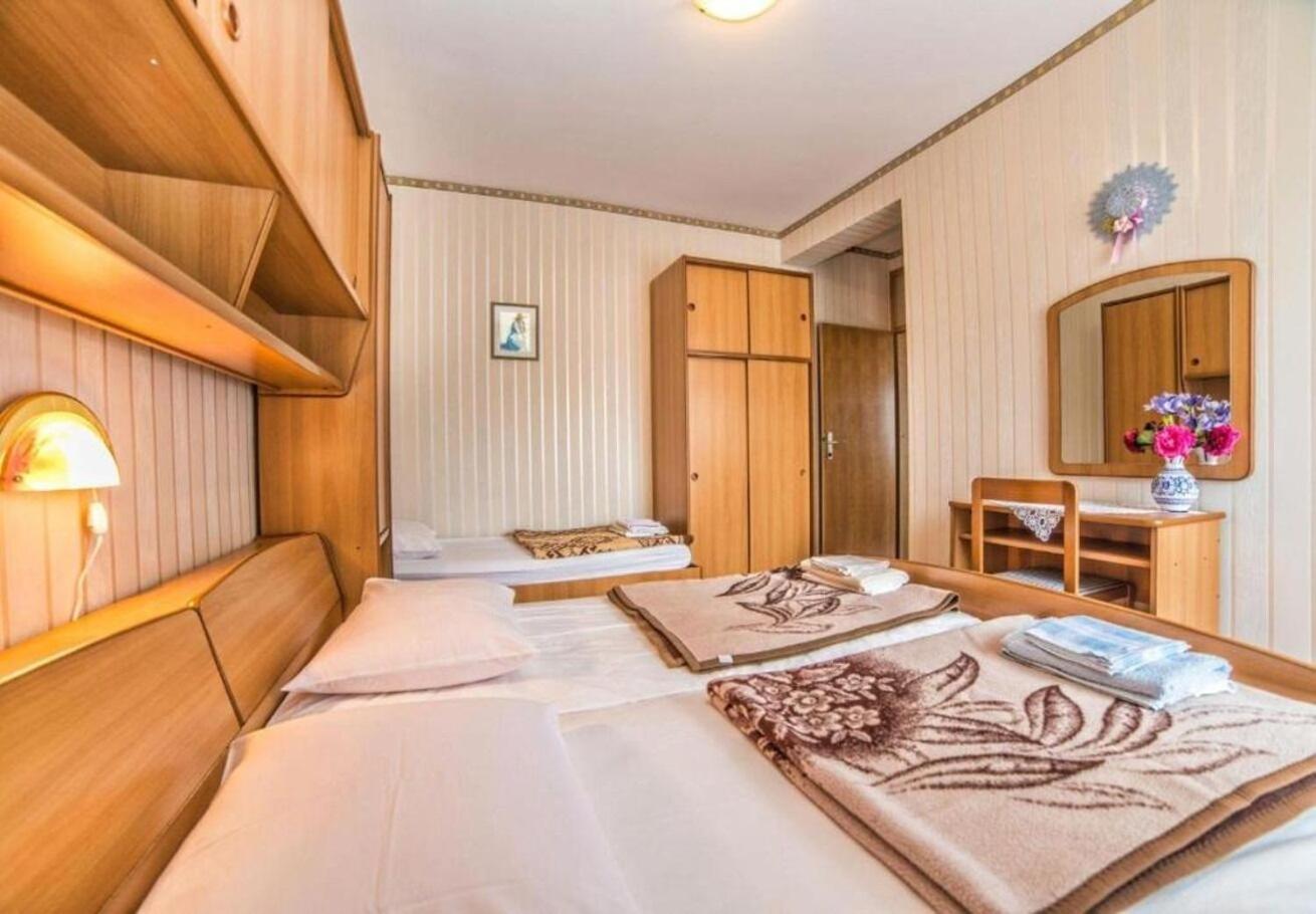 Apartments Dusa Banjol Εξωτερικό φωτογραφία