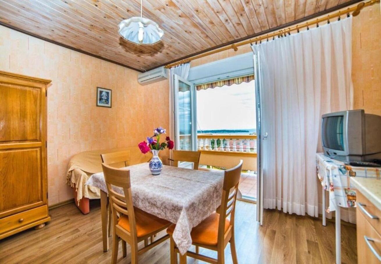 Apartments Dusa Banjol Εξωτερικό φωτογραφία